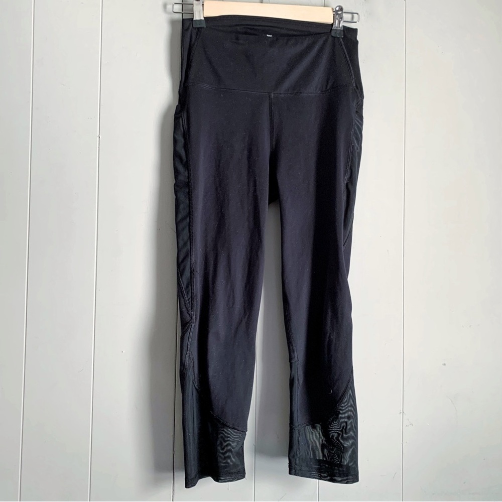 ALL IN MOTION High Waisted Mesh Cropped Ankle Leggings Size SMALL